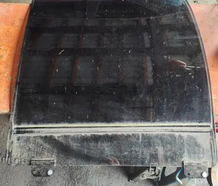 Dodge RAM Sliding door window/glass 345KM