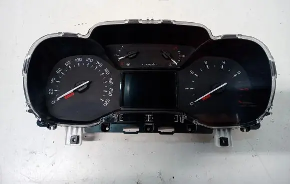 Citroen C3 Aircross Speedometer (instrument cluster) 9828219080