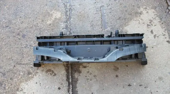 Renault Kangoo II Front grill 620364016R
