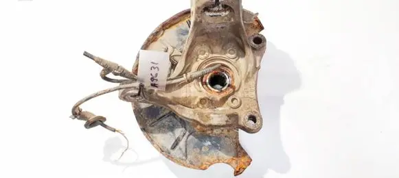 Volkswagen PASSAT B6 Front wheel hub