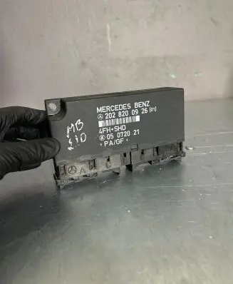 Mercedes-Benz C W203 Comfort/convenience module 2028200926 05072021