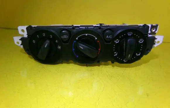 Ford Focus Climate control unit 7M5T-19980-AA