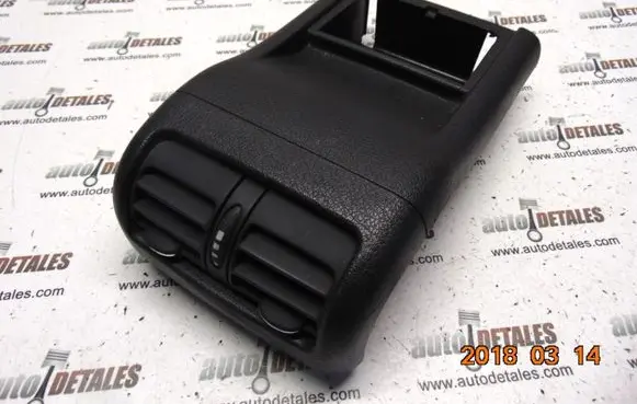 Mercedes-Benz C AMG W203 Rear air vent grill A2038300654