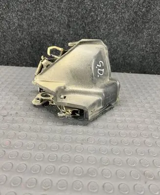 Mercedes-Benz S W126 Rear door lock 1237330208