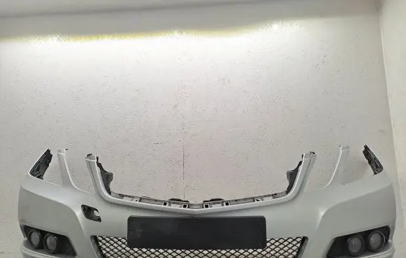 Mercedes-Benz E W212 Front bumper A2128850025 A2128800840