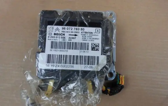 Peugeot 2008 I Airbag control unit/module 9807276980