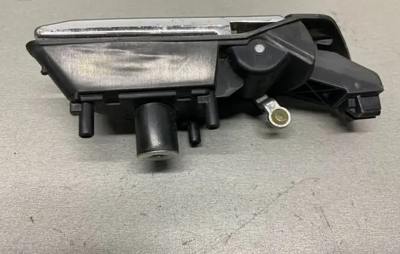 Opel Tigra B Front door interior handle 88403