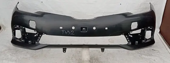 Toyota Auris E180 Front bumper 5211902K40