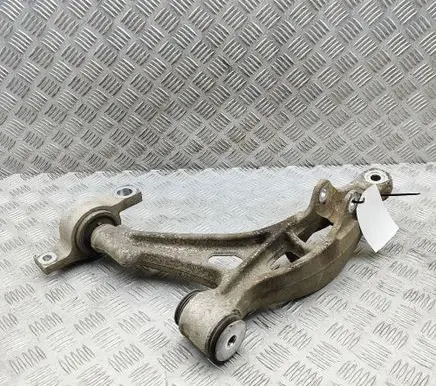 Lexus RC Front lower control arm/wishbone 4864024030