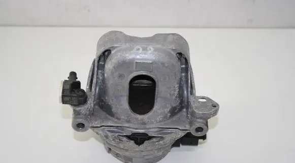 Audi Q8 Engine mount bracket SQ8 782215147918