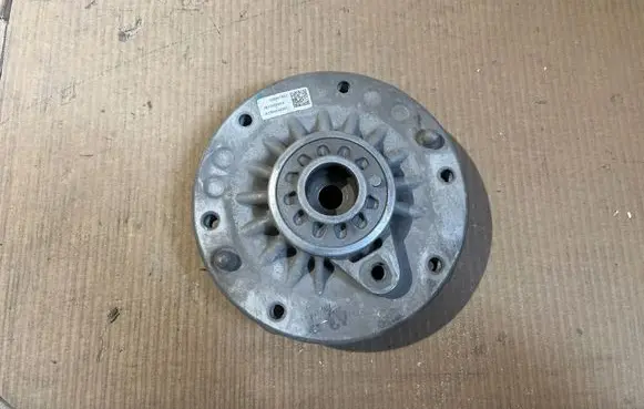BMW 4 F32 F33 Coil spring mount 228951901 A1504152361 787005505A