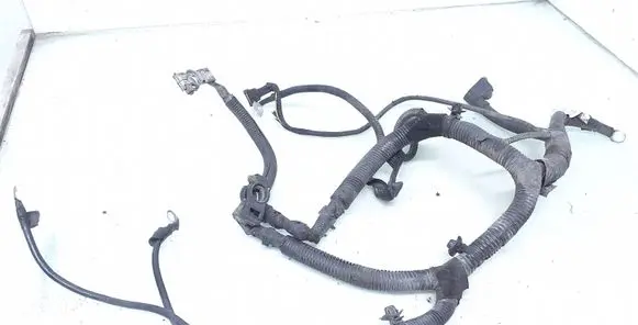 KIA Sorento Positive cable (battery) 372103E001