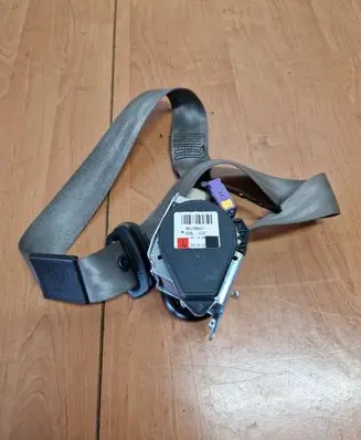 Audi A4 S4 B7 8E 8H Front seatbelt 560788401 008L000