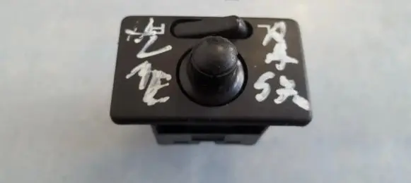 Nissan Almera Wing mirror switch
