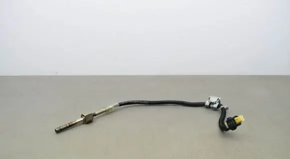 Mercedes-Benz GLC X253 C253 Oil temperature sensor A0009058904
