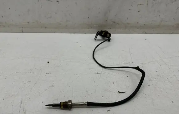 Audi A4 S4 B9 Exhaust gas temperature sensor 4M0906088 4M0906088AB