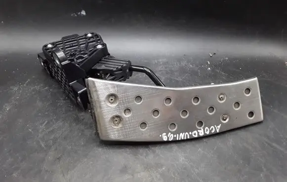 Honda Accord Accelerator throttle pedal 1988007750