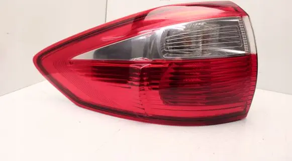 Ford C-MAX II Rear/tail lights AM5113405BF