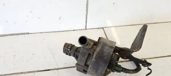 Ford Focus Electric auxiliary coolant/water pump 