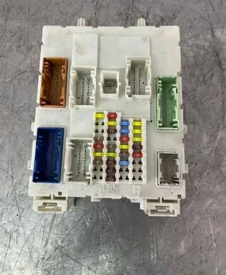 Ford Focus Fuse box set F1DT-14A073-BF