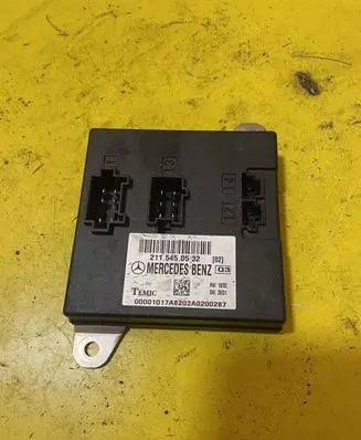 Mercedes-Benz E W211 Light switch 2115450532