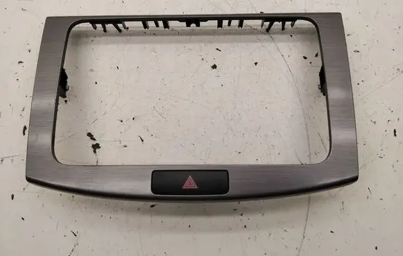 Volkswagen PASSAT B7 Radio/GPS head unit trim 3AA858069H 3AA858069