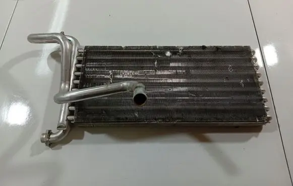 Volkswagen Crafter A/C cooling radiator (condenser) 