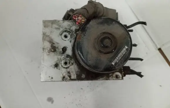 Chrysler PT Cruiser ABS Pump 05033150AA 25094602423