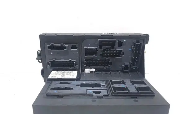 Mercedes-Benz E W211 Other control units/modules 2115453901
