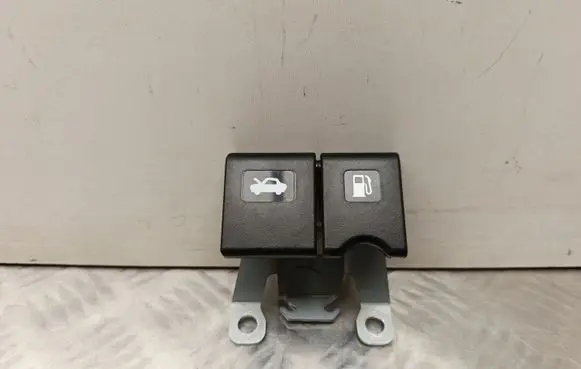 Renault Kadjar Engine bonnet (hood) release handle 