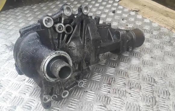 Mitsubishi Outlander Front differential 067015