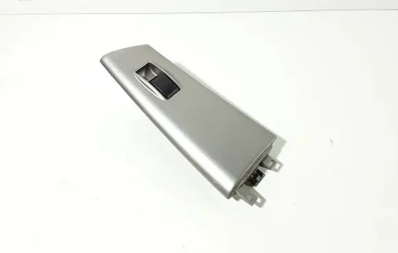 Toyota Corolla E120 E130 Electric window control switch 8481002040 7423102280