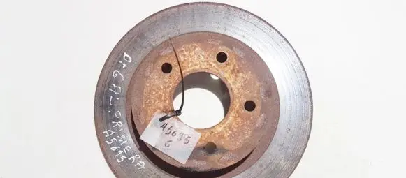 Nissan Primera Rear brake disc neventiliuojamas
