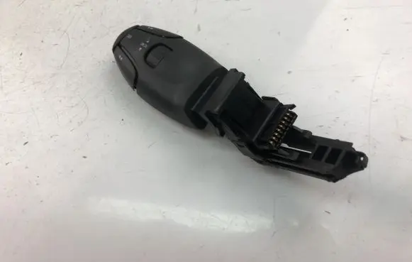 Citroen C3 Aircross Steering wheel buttons/switches 96666836XT