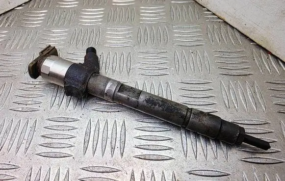 Mitsubishi ASX Fuel injector 