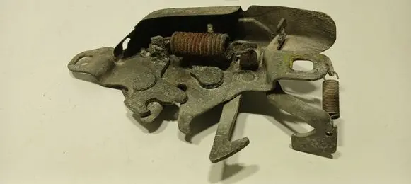 Toyota Land Cruiser (BJ70) Engine bonnet/hood lock/catch
