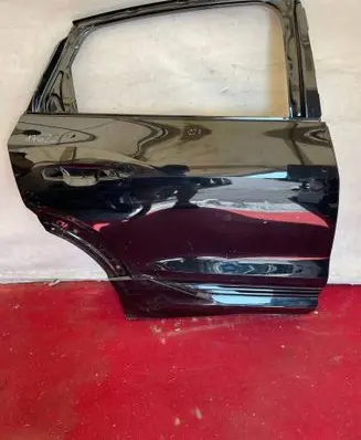 Audi e-tron Rear door