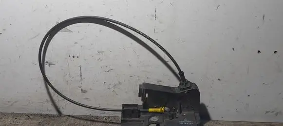 Opel Vivaro Front door lock 91166229