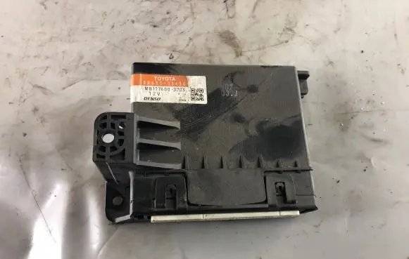 Toyota Auris 150 Air conditioning/heating control unit 8865002430 MB1776003703