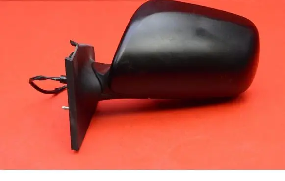 Toyota Yaris Front door electric wing mirror 011076