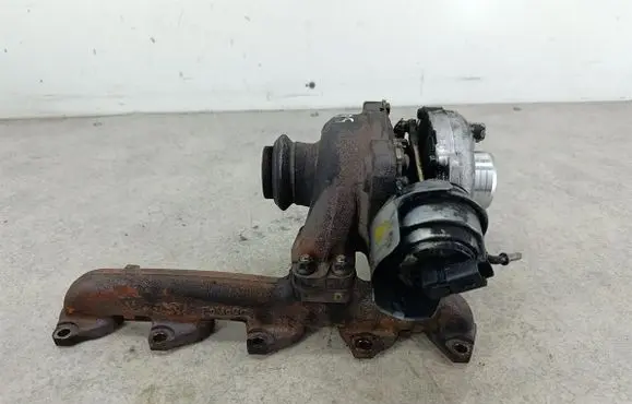 Ford Focus Turbo DV6Q6K682AA