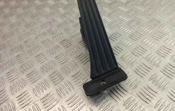 BMW X3 F25 Accelerator throttle pedal 6853175