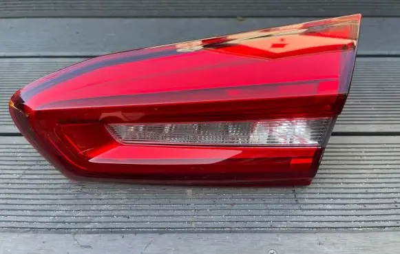 Ford Focus Tailgate rear/tail lights JX7B13A602DA