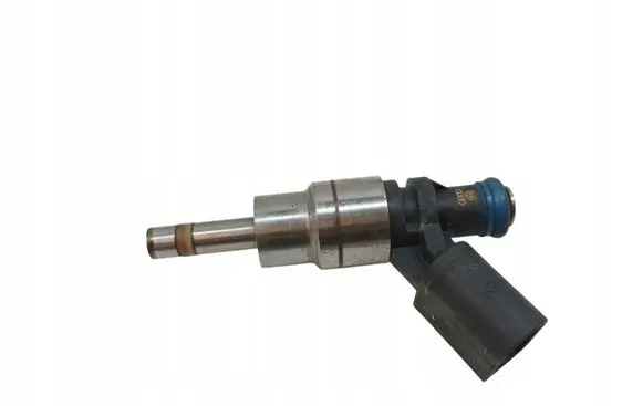 Audi A4 S4 B6 8E 8H Fuel injector 0261500011