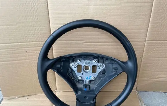 BMW 5 E60 E61 Steering wheel 11008818