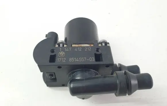 BMW 1 F20 F21 Coolant heater control valve 8514557 1147412212 17128514557