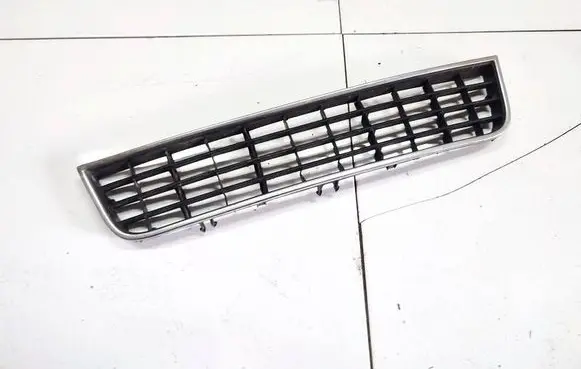 Audi A6 S6 C6 4F Front grill 