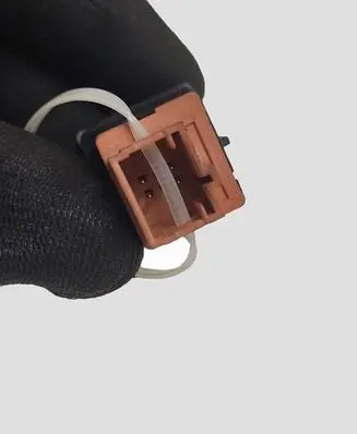 Citroen C4 Grand Picasso Fuel tank opening switch 96530658XT