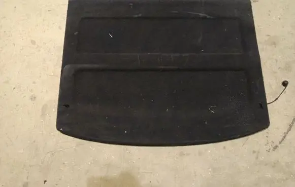 Parcel shelf