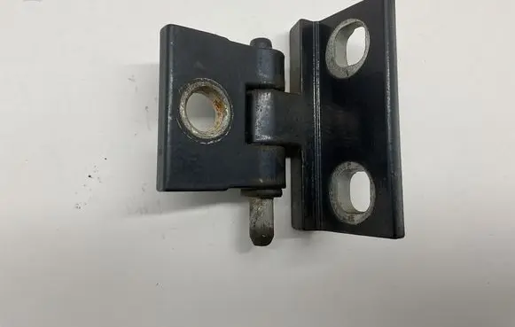 Volvo XC70 Rear door lower hinge